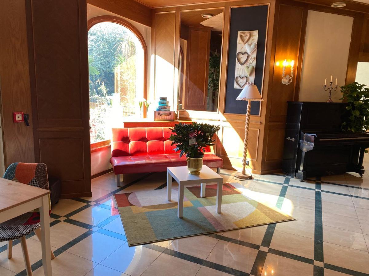 Park Hotel Imperatore Adriano Tivoli Buitenkant foto