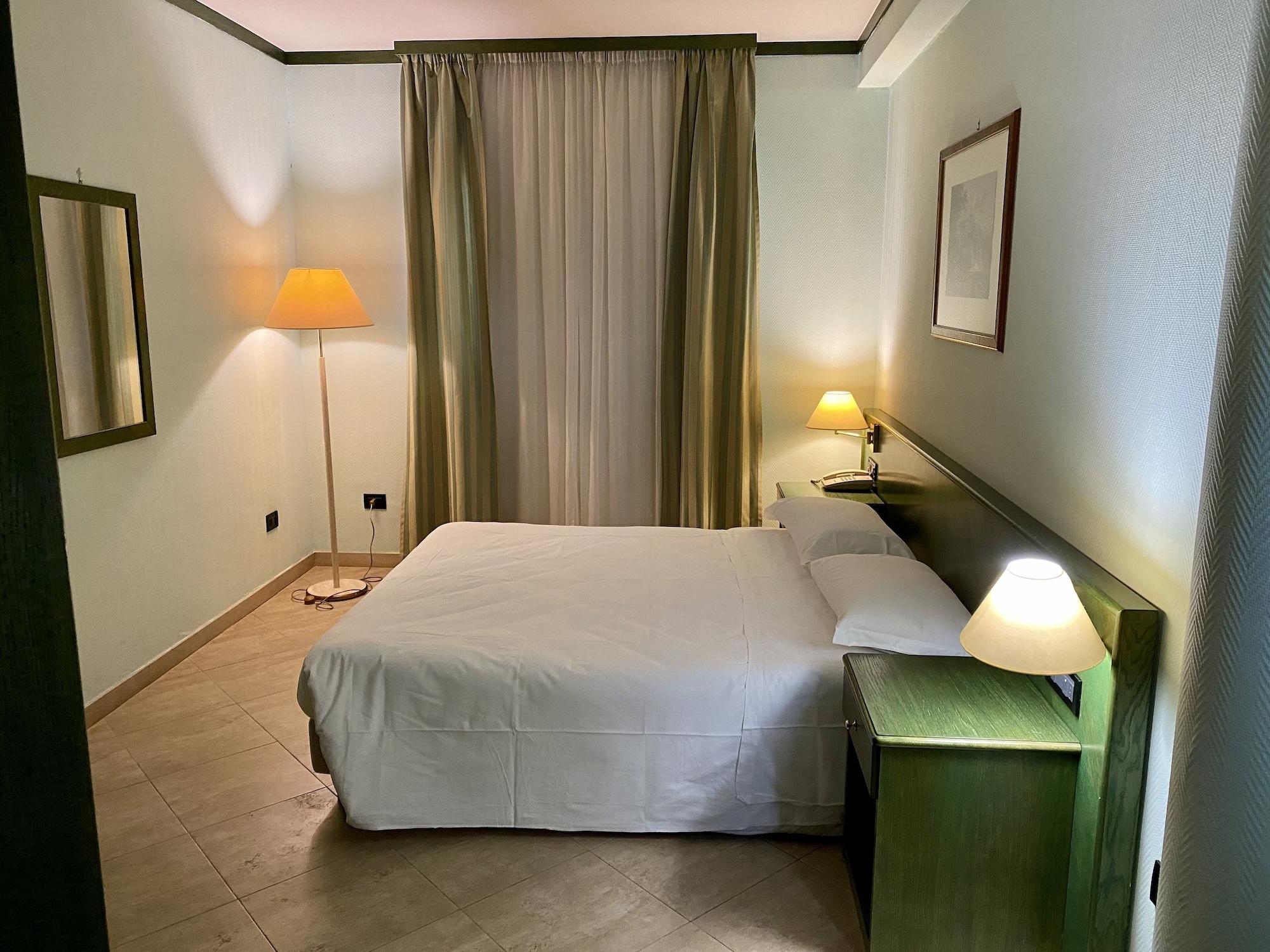 Park Hotel Imperatore Adriano Tivoli Buitenkant foto